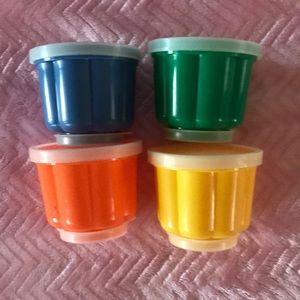 Set of 4 Tupperware jello molds
